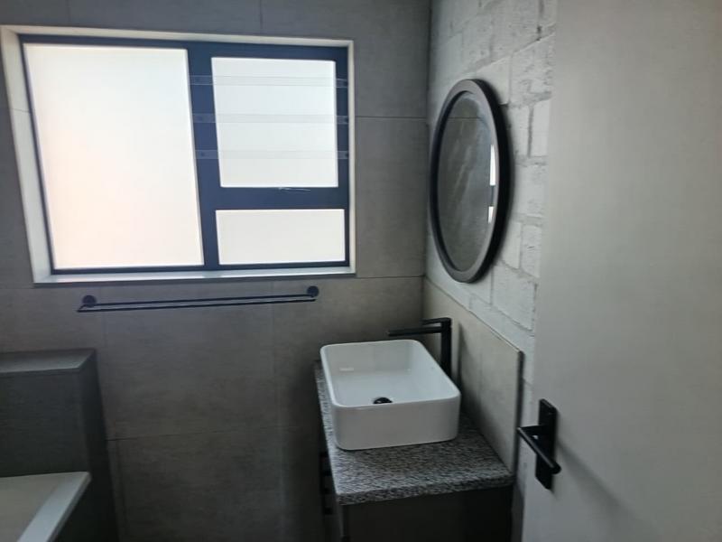 2 Bedroom Property for Sale in Albertinia Western Cape
